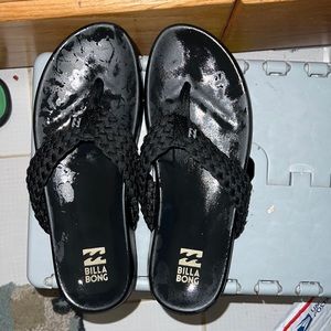 Ladies flip flops Sz 8